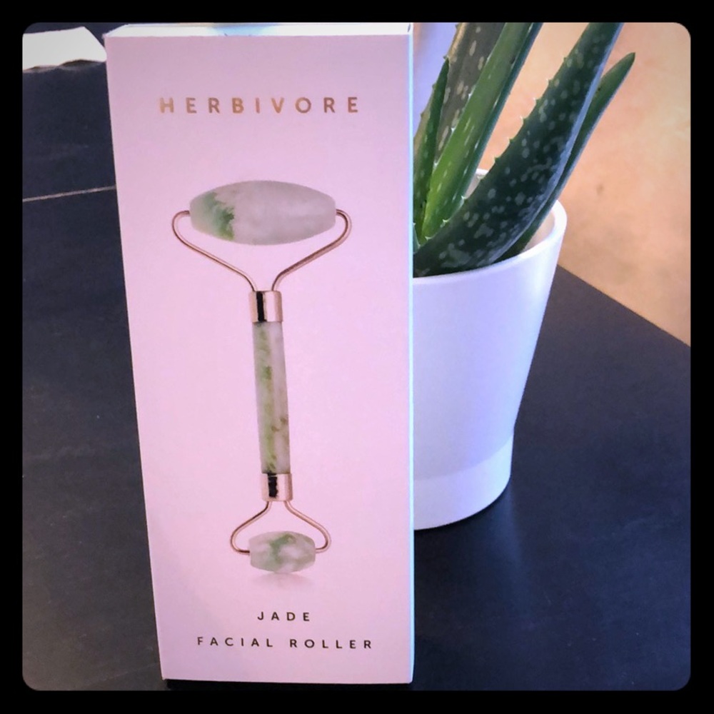 Herbivore Jade Roller